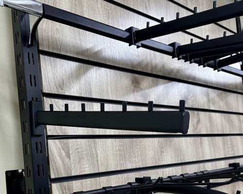 MB-2262B-7 Кронштейн черный наклонный на профиль с 7-ю штырьками