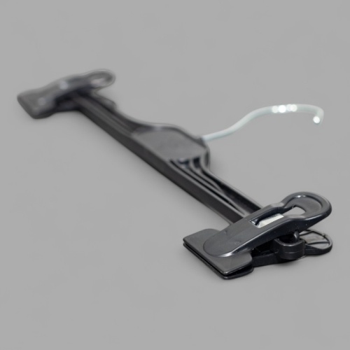 ВБР-29 Вешалка брючная пластмассовая фото 3