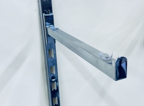 CR.2020 Кронштейн для полок из дсп и стекла для систем Canalina, Bazic, Roto, L=300 мм