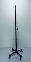 BT-7-21 Ножка металлическая на колесах для портного манекена