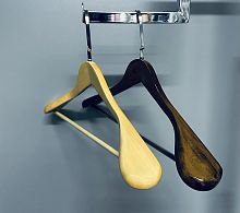 A-44/5D/M Вешалка-плечики деревянная с перекладиной