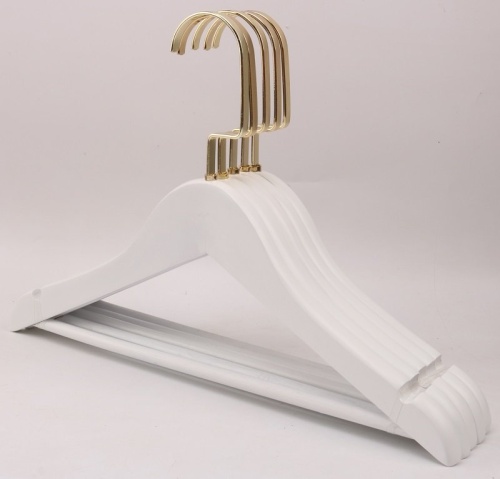 A-38/2 Вешалка-плечики деревянная с перекладиной L-385 мм A-38/2 Вешалка-плечики деревянная с перекладиной L-385 мм