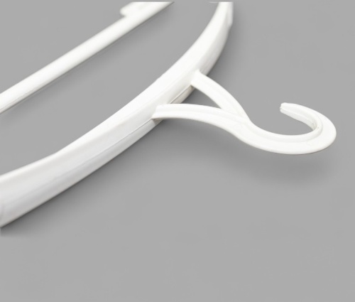 В-109-L(48-50) Вешалка-плечики (БОЛЬШАЯ) для верхней одежды L-460 мм