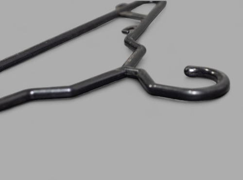 В-307 (ВП-25) Вешалка подростковая пластмассовая с крючками L-340 мм