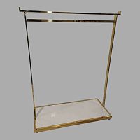 GR-D11A Вешало-Стойка для одежды с подиумом